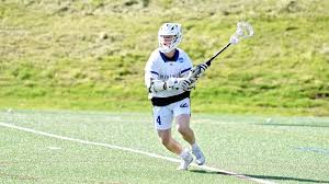 Mariners Roll Past Pilgrims