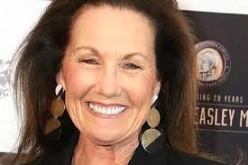 Amanda Elliott re-elected as VRC director