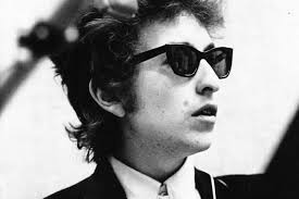 Bob Dylan vừa đoạt giải Nobel Văn học 2016 là ai?