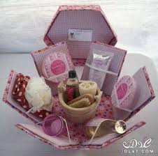 صور هدايا تحفة اجمل صور هدايا صور هدايا عيد الميلاد In 2020 Pampering Gifts Gifts Explosion Box