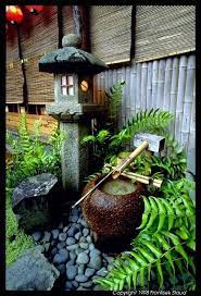 Liste Des Plantes Pour Un Jardin Japonais Small Japanese Garden Meditation Garden Japanese Garden Landscape