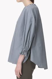 Untuk kamu yang gemar menggunakan baju atasan kemeja, kamu bisa tampil menarik setiap harinya. Pin Oleh Khadigeh Ahmadi Di Moda Stil Gaya Model Pakaian Model Pakaian Desain Pakaian