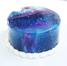 1001 Idees Insolites Pour Reussir Le Design Gateau Galaxie Gateau Galaxie Nappage Gateau Gateau De Poisson