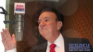 Raúl Bailléres Chávez (Fundador Grupo BAL). Con Luis Felipe Coello 🎙