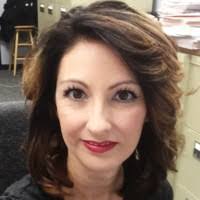 Kim Denbow's Instagram, Twitter & Facebook