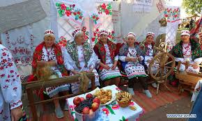 Fabricswere made out of flux and wool, decorated Various Agricultural Expos Held Across Belarus To Celebrate Autumn Harvest Global Times