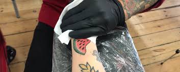 Recommandations pour une bonne cicatrisation. Apres Soin Astuces Pour Votre Nouveau Tatouage Barber Dts