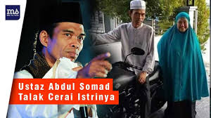 Maraknya kawin cerai di kalangan artis membuat ustad solmed. Ustaz Abdul Somad Talak Cerai Istrinya Mellya Juniarti Youtube