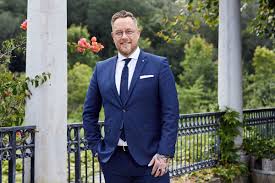 Het hele gebeuren liep namelijk niet helemaal zoals verwacht. Zwollenaar Andre Strijdt In De Bachelorette Om Gaby Blaaser Ik Heb Haar Echt Leren Kennen Indebuurt Zwolle