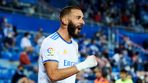 He has won 16 games, lost six and drawn three. 2fsjmpedpy6d2m