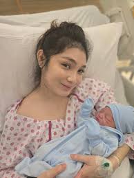 First time to actually play and use the guitar my late Dad gave me.  #FoundLostPassionAgain I miss him so much.., etong song na to, para sa mga  nagmahal at may nawalan ng