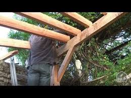 Comment Construire Une Pergola En Bois En 8 Etapes Youtube Construire Une Pergola Carport Bois Construire Pergola Bois