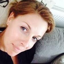 Ester Stone's Instagram, Twitter & Facebook