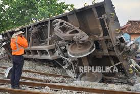 Peliharaan diletakkan di area belakang untuk meminimalisir polusi udara dari kendaraan dan. Kecelakaan Kereta Barang Di Perbaungan Ganggu Jadwal Ka Republika Online
