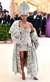 See The Most Stunning Looks On The Met Gala Red Carpet Met Gala Dresses Gala Fashion Rihanna Dress