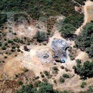 A look inside the calabasas estates of khloé and kourtney kardashian. Kim Kardashian And Kanye West Reveal Californian House