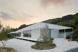 This is how you can create a japanese style house | decoholic. 2idarchitects Adopts The Engawa Tradition For A Modern Japanese House Interior Design Magazine