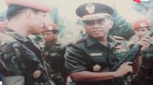 Check spelling or type a new query. Pernikahan Tentara Dan Pramugari Kisah Pramugari Pacari Prajurit Kopassus 20 Tahun Kemudian Sang Pacar Jadi Jenderal Paling Ditakuti News Tribunku Apps