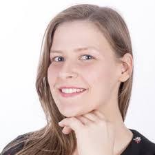 Kassandra Smith's Instagram, Twitter & Facebook