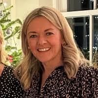 May Stewart's Instagram, Twitter & Facebook