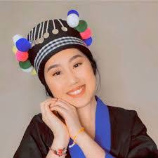 Anastasia Vang's Instagram, Twitter & Facebook