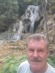 Group of stowaways travel