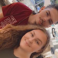 Shanna Weeks (@shannamariesmith) • Facebook