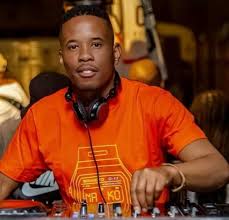Download Mp3 Dj Stokie Dlala Stokie 2 0 Ft Kabza De Small Dj Maphorisa Fakaza