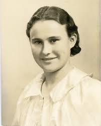 Photo courtesy of Dora Hammond. Robert Lee Hammond was her father. Katie  Dorah Webster Hammond and her children. Left to Right: Walter McCoy  Hammond, Patty Ruth Hammond, Gladys Mae "Dixie" Hammond Carr,