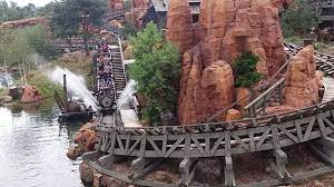Victimes de leur succès, ces montagnes russes qui font. Le Petit Train De La Mine Tourner A Disneyland Paris Youtube