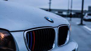 Download Wallpaper 3840x2160 Bmw Logo Drops 4k Uhd 16 9 Hd Background