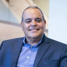 Roxanna Martin's Instagram, Twitter & Facebook