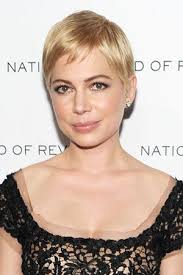 Michelle williams brings out the cute in a cowlick with her charming pixie haircut. Michelle Willams Hair Color Picture Photo Of Michelle Williams S Hair