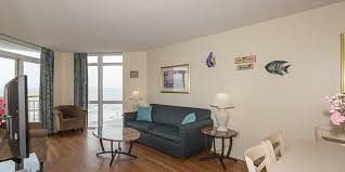 This myrtle beach hotel features modern oceanfront suites and studio accommodations while offering the comfort and convenience of home in a beautiful our myrtle beach hotel is just steps away from family kingdom amusement and water park. North Myrtle Beach Rooms With Ocean Views Bay Watch Resort