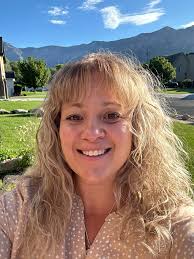 Hi all! I just wanted to introduce myself and share a photo I took of  myself and daughter Ariel. I Amat this time ina transition of healing and  learning. My life has