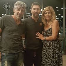 Leo Messi With Her Parents Messi Lionel Messi Leo Messi Messi The barcelona star was showered in confetti as he and his wife walked down the aisle in their hometown.