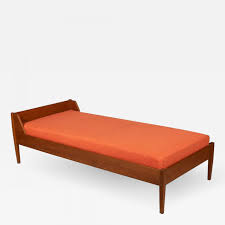 The classic daybed *with free shipping. Poul Hundevad Poul Hundevad Danish Mid Century Modern Daybed