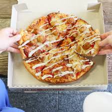 At pizza hut, we want you to have all the nutritional information you need when choosing your pizza hut favourites. Pizza Hut Is Selling Pizzas Topped With Fried Chicken In New Zealand