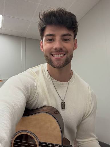 So great to see NV Theatre alum Brendan Coulter on The Voice tonight!  https://www.facebook.com/share/p/1DGvsUv4wv/