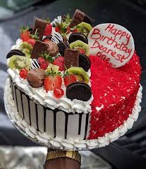 Who Can Guess The Two Flavors In It Right 10 Off Your Next Order If You Get Both Right You D Get A Dm Cakesinlagos War Cute Birthday Cakes Flavors Cake