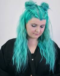 Hairstyles with bangs for fat women hairstyles with bangs for fat women are fresh and interesting take on the hair. 10 Stylish Hairstyles That Ll Help Fat Girls To Look Slimmer