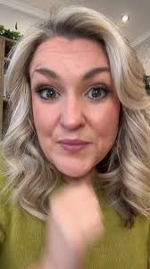 Happy #easter everyone! My sister ( @decoratingcentreonline ) baked the  most amazing #cheesecake as an early #birthdaycake for me!  http://bit.ly/2UK6vMJ