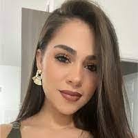 Edy Oliva's Instagram, Twitter & Facebook