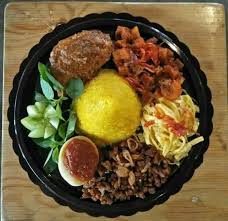 Melayani pemesanan tumpeng mini untuk jakarta, bekasi, tangerang dan tangsel dengan kombinasi lauk dan harga ekonomis. Jual Nasi Tumpeng Mini Paket Komplit Sesuai Gambar Kab Bekasi Ice Cream Counter Nisame Tokopedia