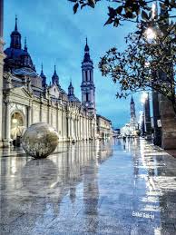 Fotografia De Esther Gabriel Plaza Del Pilar De Zaragoza Paisajes De Espana Zaragoza Lugares Hermosos