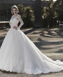 Il tulle è il tessuto per eccellenza degli abiti da sposa, il più amato di tutti i tempi! Bianca Sposa Couture Collection Bianca Sposa