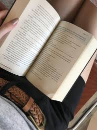 Pin Van Pătularu Alessandra Op Book