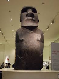The moai statutes date back nearly a thousand years and are the work of the early inhabitants of easter island. Pin On Statues Sculptures And Gargoyles