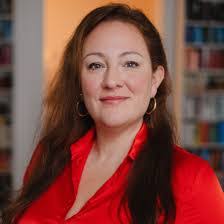 Laura Schwan's Instagram, Twitter & Facebook