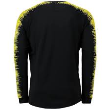 This stream works on all devices including pcs, iphones, android, tablets and play stations so you can watch wherever you are. Manchester City Jacke Man City Pullover Manchester City Uni Jacken Fleecejacke Fanatics International